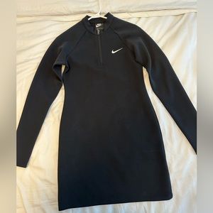 NIKE Longsleeve Dress
